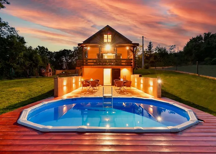 Jungle House